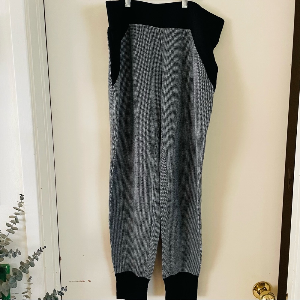 Beyond Yoga Honeycomb Blocked Jogger Pants Heather Grey Large